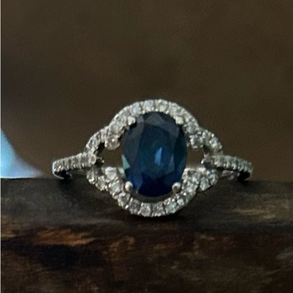 Natural Sapphire and Diamonds 18k White Gold - Picture 13 of 15
